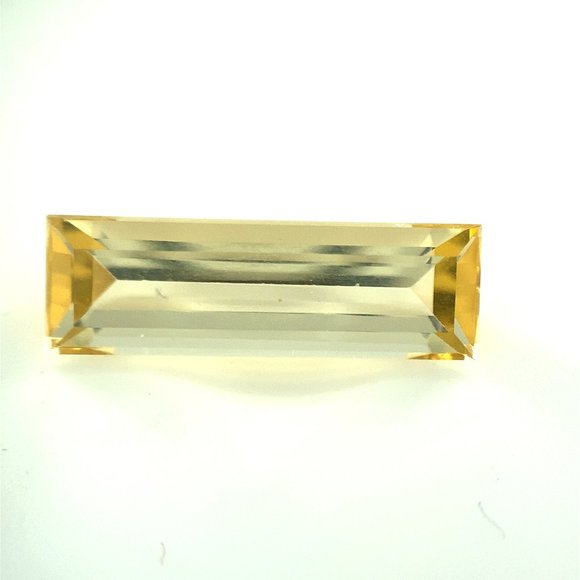 Yellow Scapolite 3.85ct - Picture 1 of 7
